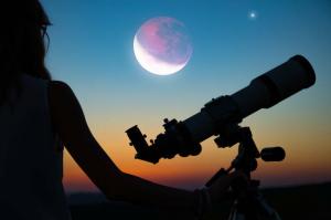 A lua cheia especial do dia 9 de março: como passar o dia?