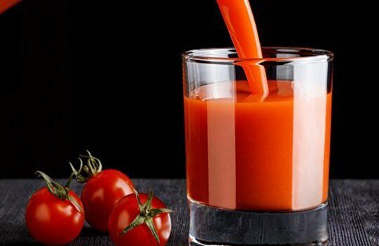 Suco de tomate - suco de tomate