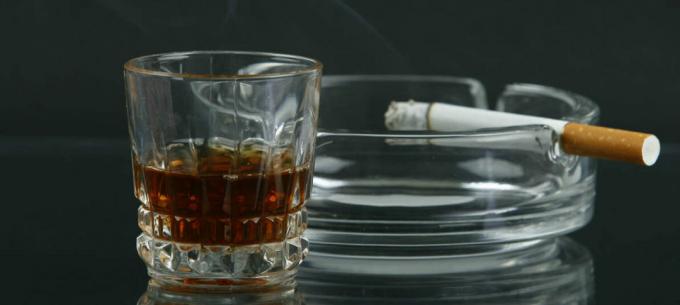 Álcool e tabaco - álcool e tabaco