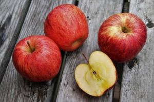 5 razões pelas quais você precisa comer maçãs