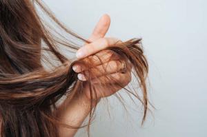Problemas com o cabelo - que tipo de doenças são causadas pelo cim?
