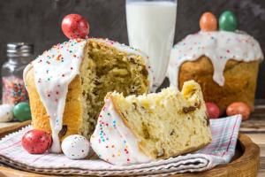 Sobras após a Páscoa: o que cozinhar com um bolo de Páscoa estragado?