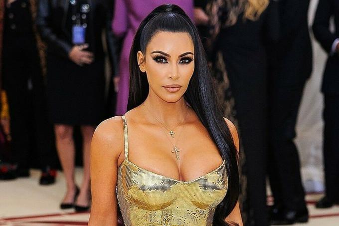 Kim Kardashian não é coberto alergias inexistentes ao glúten, mas simplesmente não comer um monte de rolos.