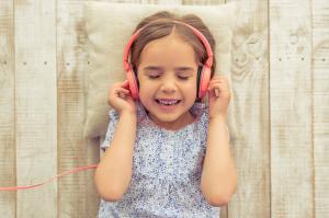 É prejudicial ouvir música com fones de ouvido?